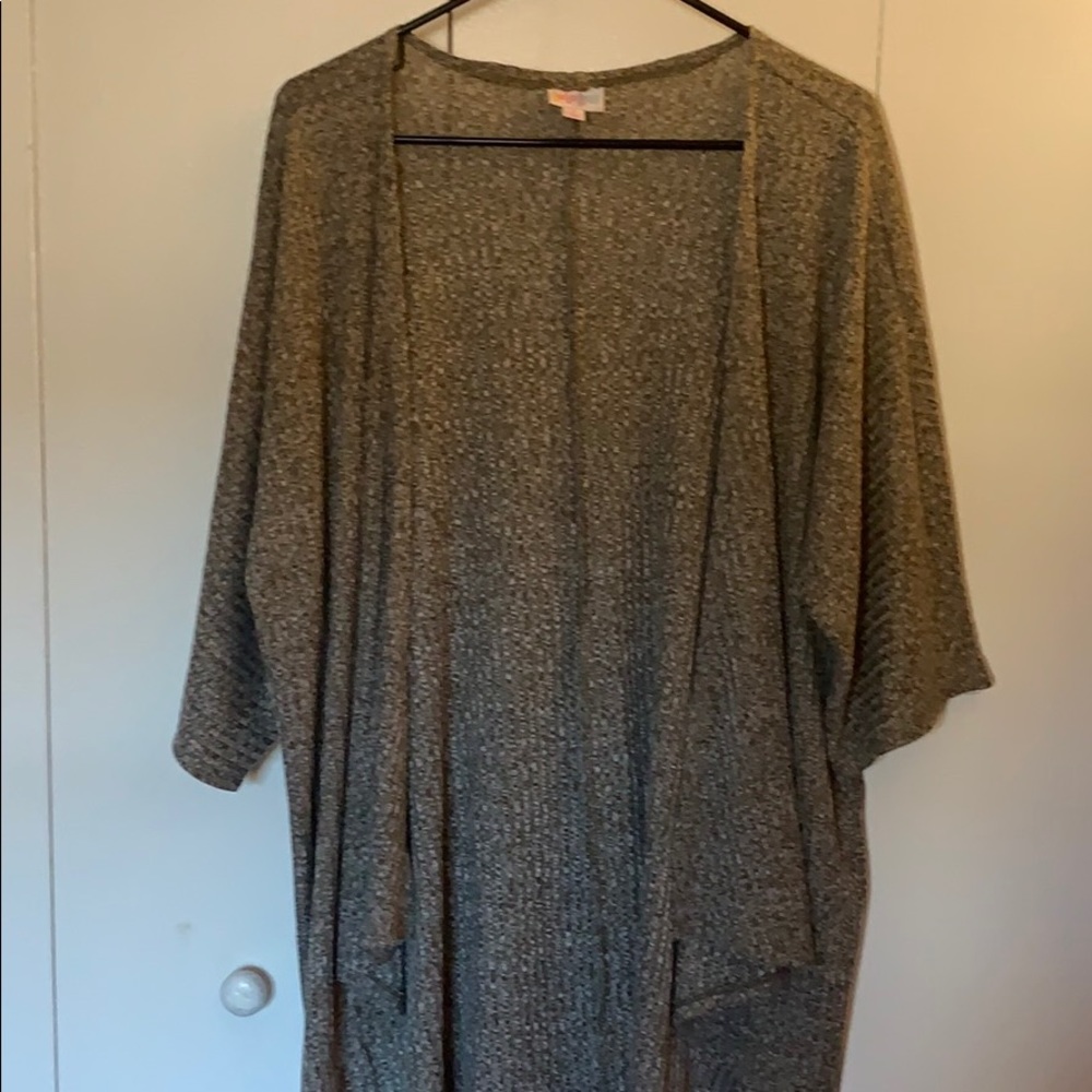 LAST CHANCE LulaRoe Heathered Gray-Green Kimono